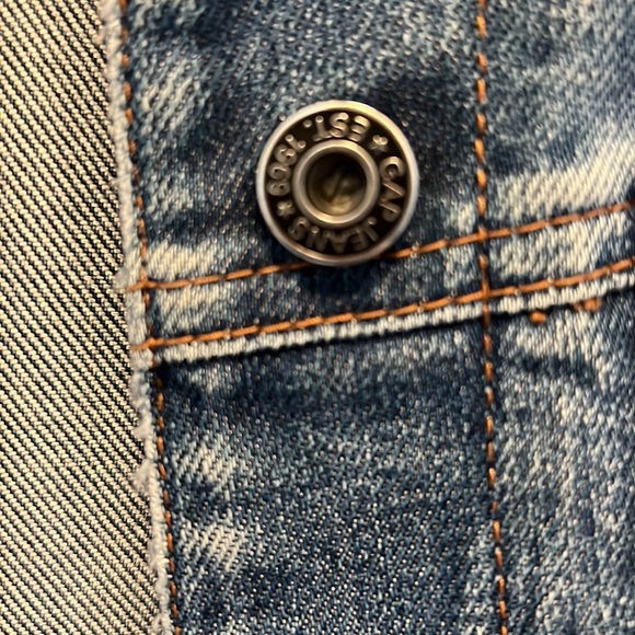 Vintage GAP Denim Jacket - Picture 3 of 7
